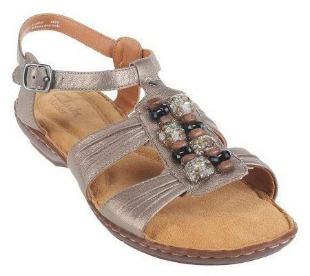 Clarks Artisan Brisk Rosebud Leather T-Strap Sandals - A222485
