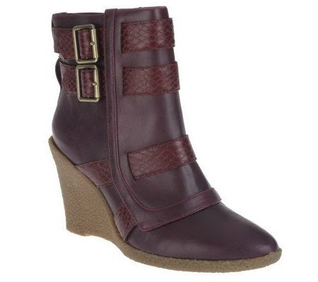 KathyVanZeeland Ankle Boots on Wedge - A219486