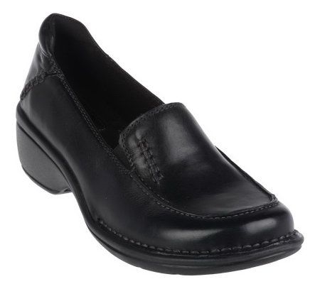 Clarks Artisan Mill Town Leather Lightweight Slip-on Loafers - A202787