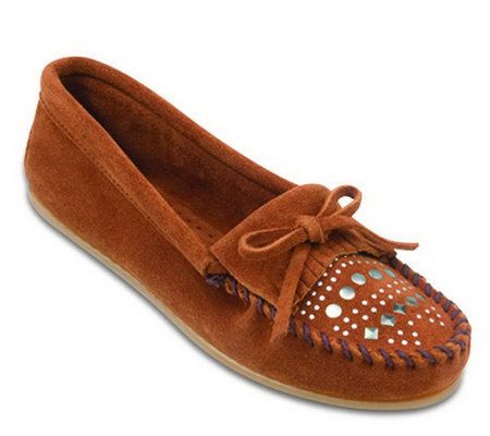 Minnetonka Womens Studded Moccasins - A245588