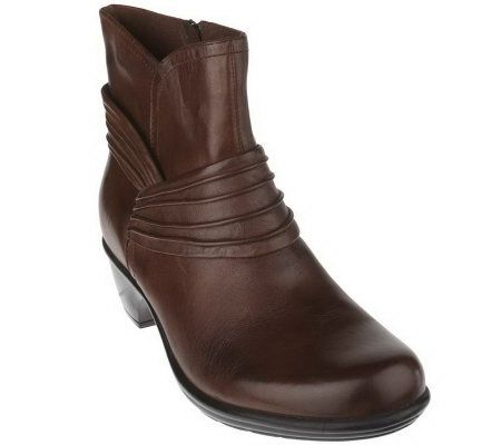 Clarks Bendables Wish Mood Leather Ankle Boots w/Ruching - A217692