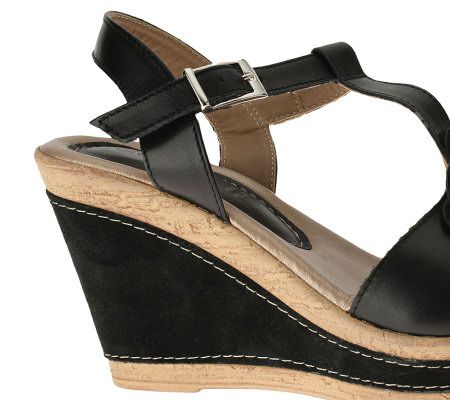 Azuras Colombia Leather T-Strap Sandals