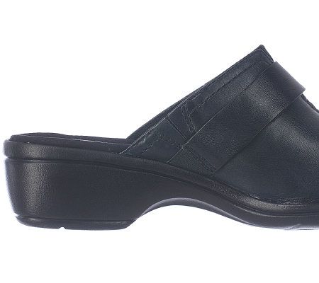 Clarks Artisan Mill Point Leather Clogs with Hardware Detail