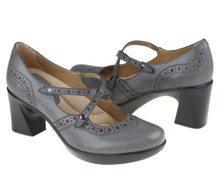 Earth Primrose Leather Mary Janes with Heel