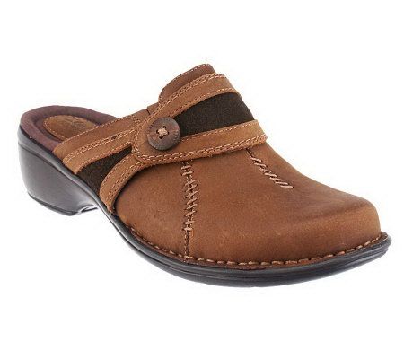 Clarks Artisan Mill River Lightweight Leather Clogs - A226698