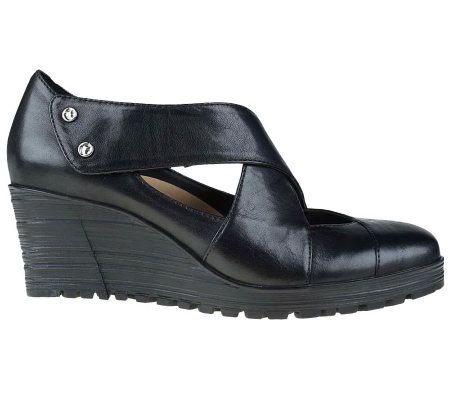 Earth Spindrift Leather Wedges