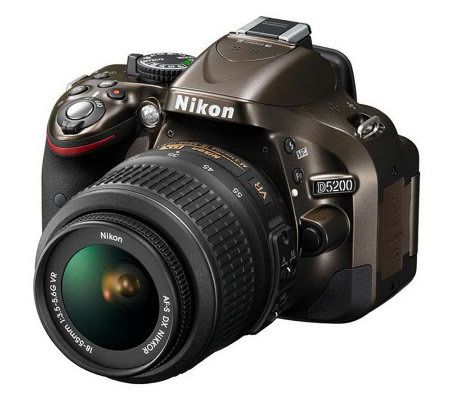 Nikon D5200 DSLR 18-55mm Lens Kit with Camera Accessories - E269149