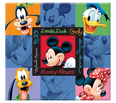 Disney Embossed Scrapbook 12 x 12 - Mickey &Friends - F167315