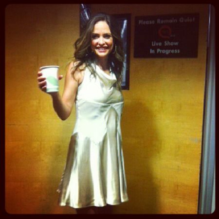 Off to the green room for a quick break! Off to the green room for a quick break!